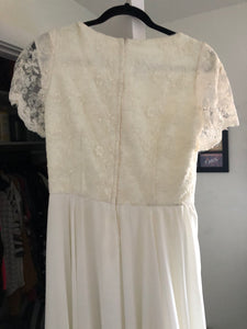 Bell Tower Bridal 'Handmade Simple Cap Sleeve Lace A-Line'