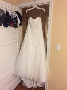David's Bridal 'Strapless' size 14 new wedding dress front view on hanger