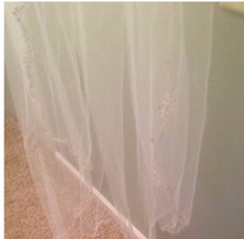 Load image into Gallery viewer, Maggie Sottero &#39;9104&#39; - Maggie Sottero - Nearly Newlywed Bridal Boutique - 3
