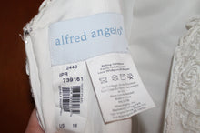 Load image into Gallery viewer, Alfred Angelo &#39;1716161&#39; - alfred angelo - Nearly Newlywed Bridal Boutique - 2
