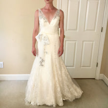 Load image into Gallery viewer, Melissa Sweet &#39;Ambrose&#39; - Melissa Sweet - Nearly Newlywed Bridal Boutique - 6

