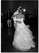 Load image into Gallery viewer, Vera Wang &#39;12147&#39; size 8 used wedding dress back view on bride
