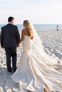 Matthew Christopher 'Monroe' size 6 used wedding dress back view on bride