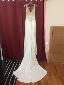 Enzoani 'Lacy' size 8 new wedding dress back view on hanger