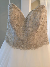 Load image into Gallery viewer, Allure Bridals &#39;51632&#39;
