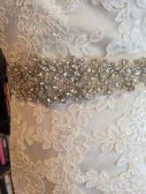 Load image into Gallery viewer, Essence of Australia &#39;1617&#39; size 10 used wedding dress close up of beaded waist
