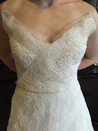 Load image into Gallery viewer, Monique Lhuillier &#39;Promise&#39; - Monique Lhuillier - Nearly Newlywed Bridal Boutique - 7
