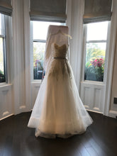 Load image into Gallery viewer, Reem Acra &#39;Sweetheart&#39; - Reem Acra - Nearly Newlywed Bridal Boutique - 1
