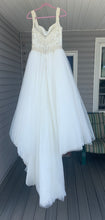 Load image into Gallery viewer, Allure Bridals &#39;9061&#39;
