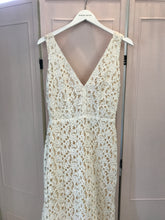Load image into Gallery viewer, Sarah Seven &#39;Paige&#39; size 8 used wedding dress front view on hanger
