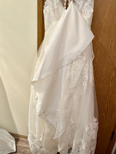 Load image into Gallery viewer, David&#39;s Bridal &#39;7WG4037&#39;

