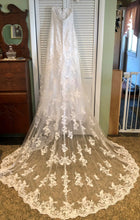 Load image into Gallery viewer, Maggie Sottero &#39;Emma Marie&#39;
