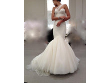 Load image into Gallery viewer, Mark Zunino &#39;MZBF47&#39; size 4 use wedding dress front view on model
