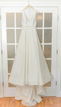Load image into Gallery viewer, Jenny Yoo for BHLDN &#39;Octavia 1820B&#39;
