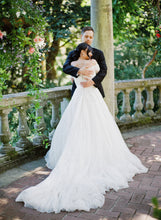 Load image into Gallery viewer, Pronovias &#39;Best&#39; - Pronovias - Nearly Newlywed Bridal Boutique - 5
