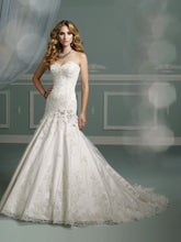 Load image into Gallery viewer, James Clifford  &#39;J11314&#39; size 2 used wedding dress front view on model
