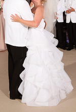 Load image into Gallery viewer, Judd Waddell &#39;Carly&#39; - Judd Waddell - Nearly Newlywed Bridal Boutique - 3
