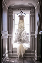 Load image into Gallery viewer, Ines Di Santo &#39;Amour&#39; - Ines Di Santo - Nearly Newlywed Bridal Boutique - 1
