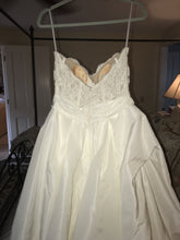 Load image into Gallery viewer, Anne Barge &#39;Enchanted&#39; size 12 used wedding dress back view on hanger
