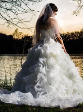 Load image into Gallery viewer, Allure Bridals &#39;C170&#39;
