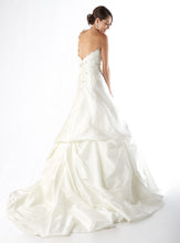 Load image into Gallery viewer, Kirstie Kelly &#39;Topaz&#39; size 12 sample wedding dress back view on model
