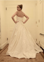 Load image into Gallery viewer, Reem Acra Silk Strapless A-line Wedding Dress - Reem Acra - Nearly Newlywed Bridal Boutique - 3
