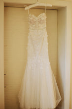 Load image into Gallery viewer, Berta &#39;17-110&#39; size 4 used wedding dress front view on hanger
