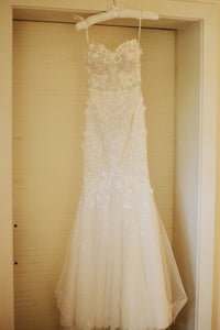Berta '17-110' size 4 used wedding dress front view on hanger