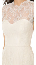 Load image into Gallery viewer, Monique Lhuillier &#39;Alessia Lace&#39; - Monique Lhuillier - Nearly Newlywed Bridal Boutique - 7

