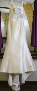 Amsale 'Hampton' Asymmetrical Trumpet Wedding Dress - Amsale - Nearly Newlywed Bridal Boutique - 4