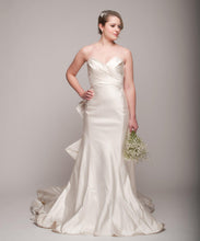 Load image into Gallery viewer, Ulla Maija &#39;Felicite&#39; Satin Gown - Ulla Maija - Nearly Newlywed Bridal Boutique - 3
