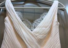 Load image into Gallery viewer, Monique Lhuillier &#39;Fawn&#39; size 2 used wedding dress close up of fabric
