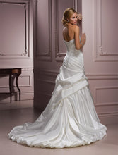Load image into Gallery viewer, Maggie Sottero &#39;Parisianna&#39; - Maggie Sottero - Nearly Newlywed Bridal Boutique - 4
