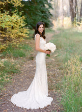 Load image into Gallery viewer, Daalarna &#39;Sensuous&#39; size 2 used wedding dress side view on bride

