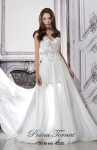 Load image into Gallery viewer, Pnina Tornai &#39;4332&#39; size 8 new wedding dress front view on model

