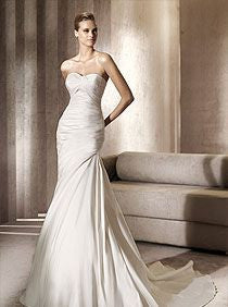 Pronovias 'Torino' size 16 sample wedding dress front view on model