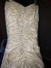 Load image into Gallery viewer, Sleeveless Dropped Waist Corset Back Fit to Flare
