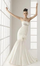 Load image into Gallery viewer, Olympia - Rosa Clara - Nearly Newlywed Bridal Boutique - 6
