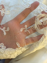 Load image into Gallery viewer, Sarah Seven &#39;Long Last&#39; - Sarah Seven - Nearly Newlywed Bridal Boutique - 6

