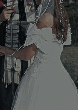 Load image into Gallery viewer, Frank Masandrea Diamond Collection Gown - unknown - Nearly Newlywed Bridal Boutique - 3
