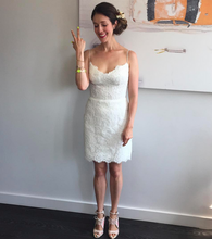 Load image into Gallery viewer, Monique Lhuillier &#39;Pippa&#39; - Monique Lhuillier - Nearly Newlywed Bridal Boutique - 4
