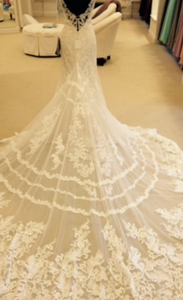 Martina Liana '675SSZZ'  size 6 new wedding dress back view on mannequin