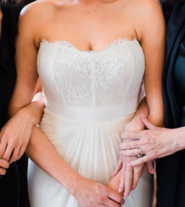 Monique Lhuillier 'Breeze' size 6 used wedding dress front view close up on bride
