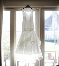 Load image into Gallery viewer, Monique Lhuillier &#39;Bliss&#39; size 8 used wedding dress front view on hanger
