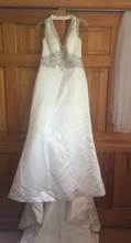 Load image into Gallery viewer, Casablanca &#39;1921&#39; size 10 used wedding dress front view on hanger
