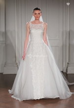 Load image into Gallery viewer, Peter Langner &#39;Winona&#39; size 6  used wedding dress front view on model
