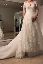 Load image into Gallery viewer, La Sposa &#39;Petula&#39; size 12 used wedding dress front view on bride
