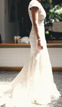 Load image into Gallery viewer, Pronovias &#39;Ksira&#39; size 4 used wedding dress side view on bride
