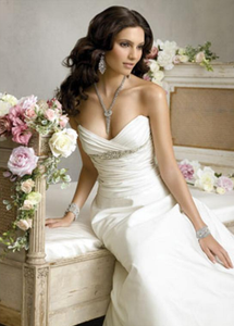 Jim Hjelm Sweetheart Gown - Jim Hjelm - Nearly Newlywed Bridal Boutique - 1