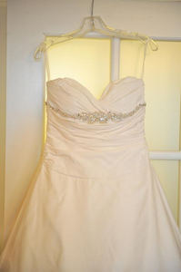 Jim Hjelm Sweetheart Gown - Jim Hjelm - Nearly Newlywed Bridal Boutique - 2